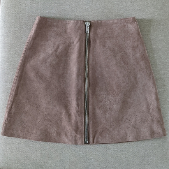 Suede mini skirt - Picture 1 of 8